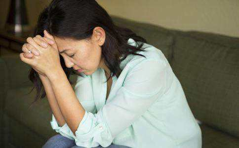 更年期抑郁症怎么办？